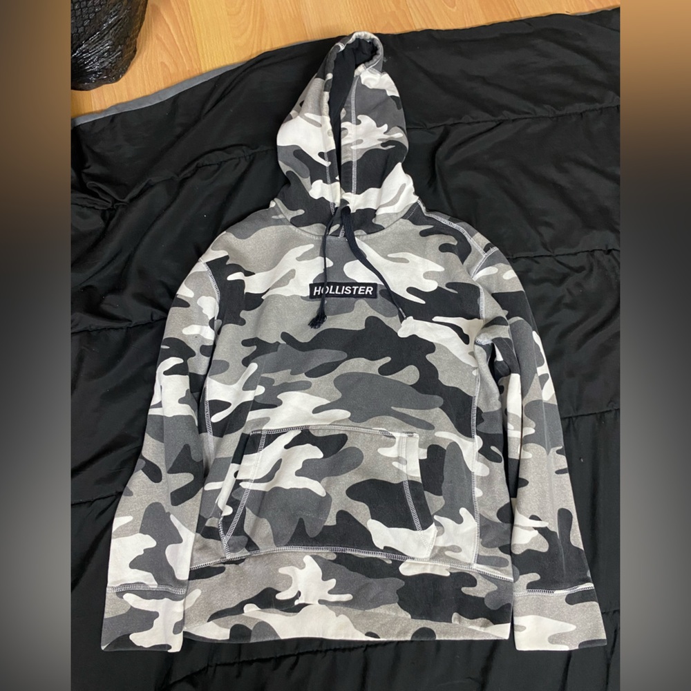 Holister small grey,black&white camo hoodie